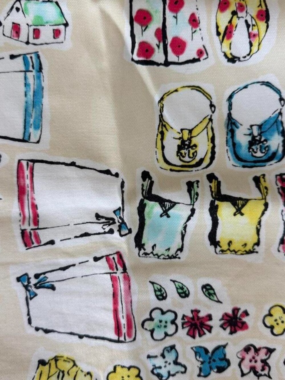 Moschino vintage Cheap and Chic cream/yellow mini skirt with colorful print - Picture 4 of 4